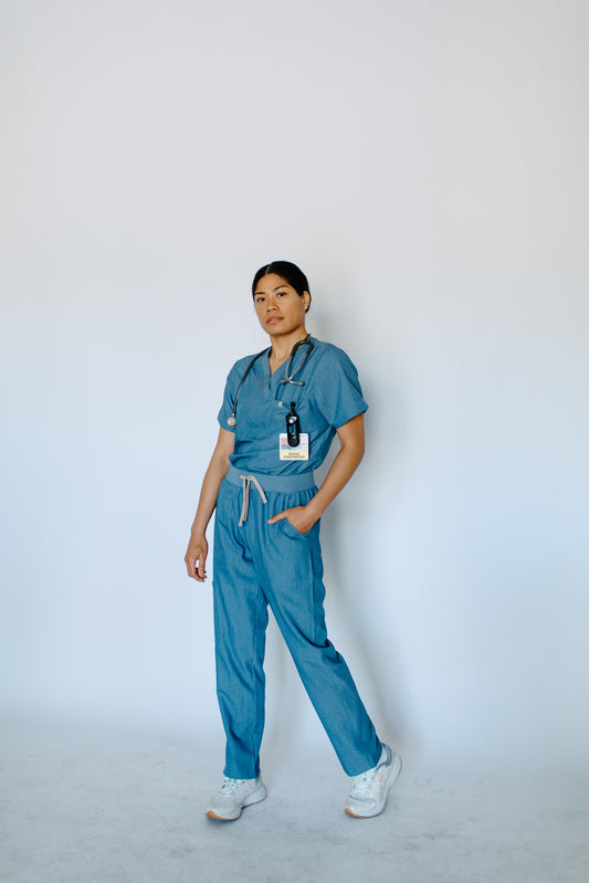 Avery Straight Leg Scrub Pant in Shock ‘em Chambray